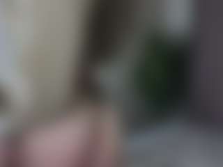 Live cam show with Megg-bb - Lean on camgirlchat.live
