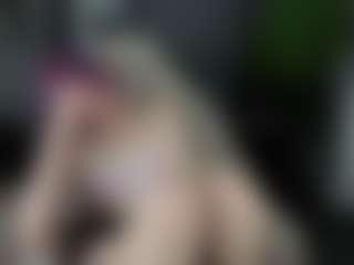 Show en direct avec Megg-bb - Blonde Hair Middle Aged sur Camsoda