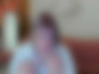 Live-Cam-Show mit Megg-bb - Lean auf Camsoda