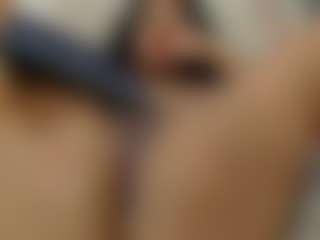 MinaBigMelons's Live Sex Cam Show