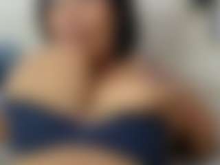 MinaBigMelons's Live Sex Cam Show