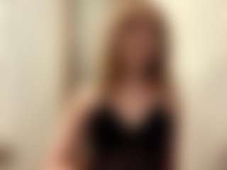 RubyeHieber's Live Sex Cam Show