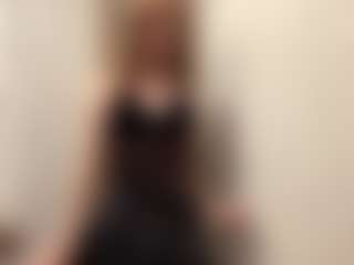 RubyeHieber's Live Sex Cam Show
