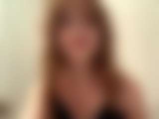 RubyeHieber's Live Sex Cam Show