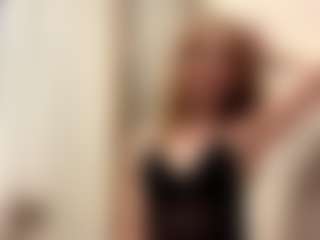 RubyeHieber's Live Sex Cam Show