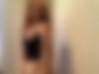 RubyeHieber's Live Sex Cam Show