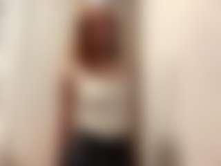 Live cam show with RubyeHieber - Skinny Teen (18+) on Camsoda