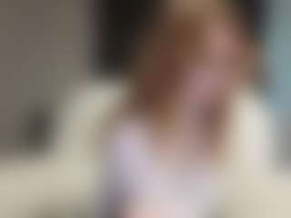Live cam show with RubyeHieber - Thin on SquirtSoMuch