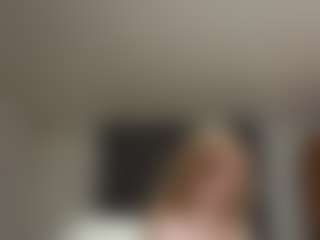RubyeHieber's Live Sex Cam Show