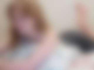 Spettacolo in cam dal vivo con RubyeHieber - Strip su Camsoda