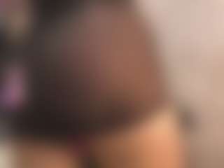 Live cam show with victoriaford - Big Tits MILF on livesuperchat.net