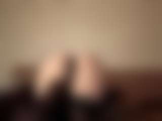 Lia's Live Sex Cam Show