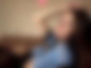 Live cam show with Lia - Facial Piercings on Uber Horny
