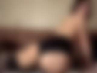 Lia's Live Sex Cam Show