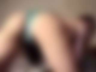 Lia's Live Sex Cam Show