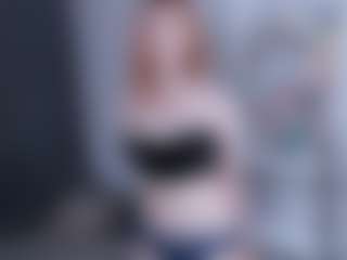 Live cam show with EvitaJustice - Brown Eyes Red Hair on Camsoda