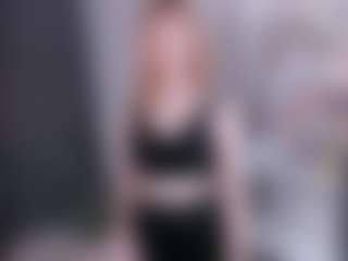 Live cam show with EvitaJustice - College Latina on StripNow