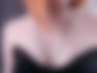Live cam show with EvitaJustice - Tease Red Hair on Uber Horny