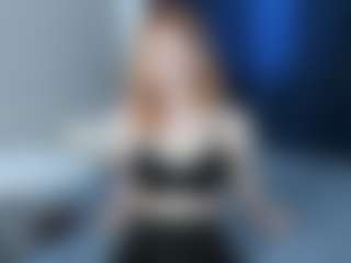 Live cam show with EvitaJustice - Middle Aged on madthumbs