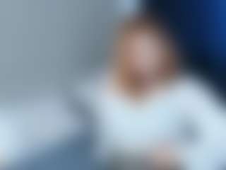 Live cam show with EvitaJustice - Red Hair Middle Aged on Camsoda