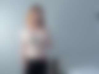 Live cam show with EvitaJustice - Small Tits Mature on Camming Site