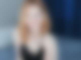 Live cam show with EvitaJustice - Red Hair Middle Aged on hrnylive.com