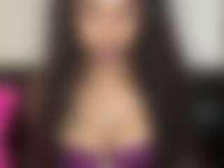 HazelKurrency's Live Sex Cam Show