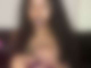 HazelKurrency's Live Sex Cam Show