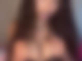 HazelKurrency's Live Sex Cam Show