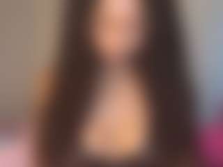 Live cam show with HazelKurrency - New Teen (18+) on Camsoda