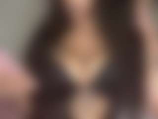 HazelKurrency's Live Sex Cam Show
