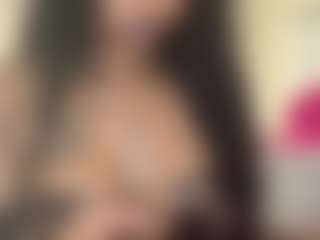 HazelKurrency's Live Sex Cam Show