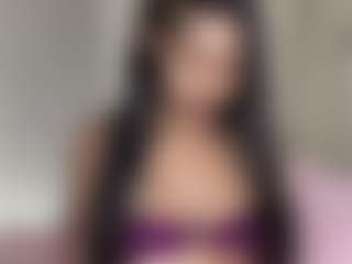 HazelKurrency's Live Sex Cam Show