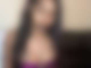 Live cam show with HazelKurrency - Curvy Small Tits on Soda Cam