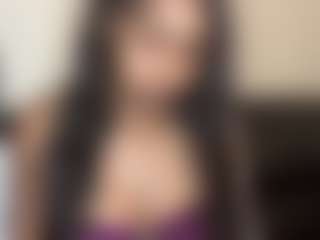 HazelKurrency's Live Sex Cam Show