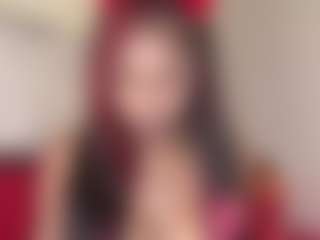HazelKurrency's Live Sex Cam Show