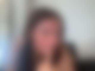 Live cam show with KateKinley - Strip on SpunkLive