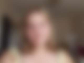 Live cam show with MaisieGirod - Teen (18+) on Camsoda