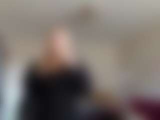 MaisieGirod's Live Sex Cam Show