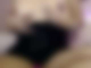 NoirKare's Live Sex Cam Show
