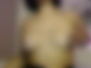 NoirKare's Live Sex Cam Show