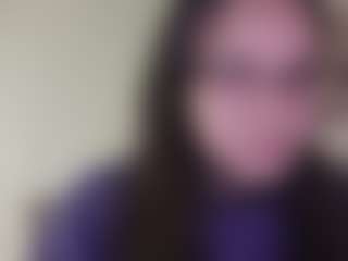Live cam show with Mia - Snowbunny on CamwithHer