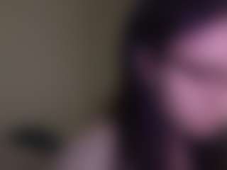 Live cam show with Mia - Facial Piercings on Streamer API