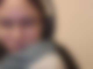 Mia's Live Sex Cam Show
