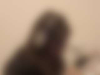 Live cam show with Mia - Yoga on crypto-cams