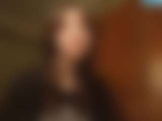 Live cam show with KimberleeTa - Grey on hrnylive.com