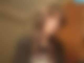 KimberleeTa's Live Sex Cam Show