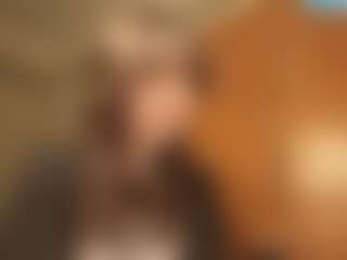 KimberleeTa's Live Sex Cam Show