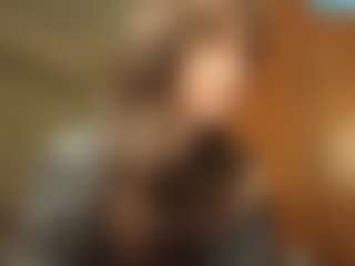 Live cam show with KimberleeTa - Teen (18+) on Camsoda