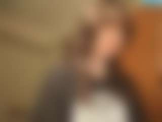 Live cam show with KimberleeTa - New Young Adult on Camsoda